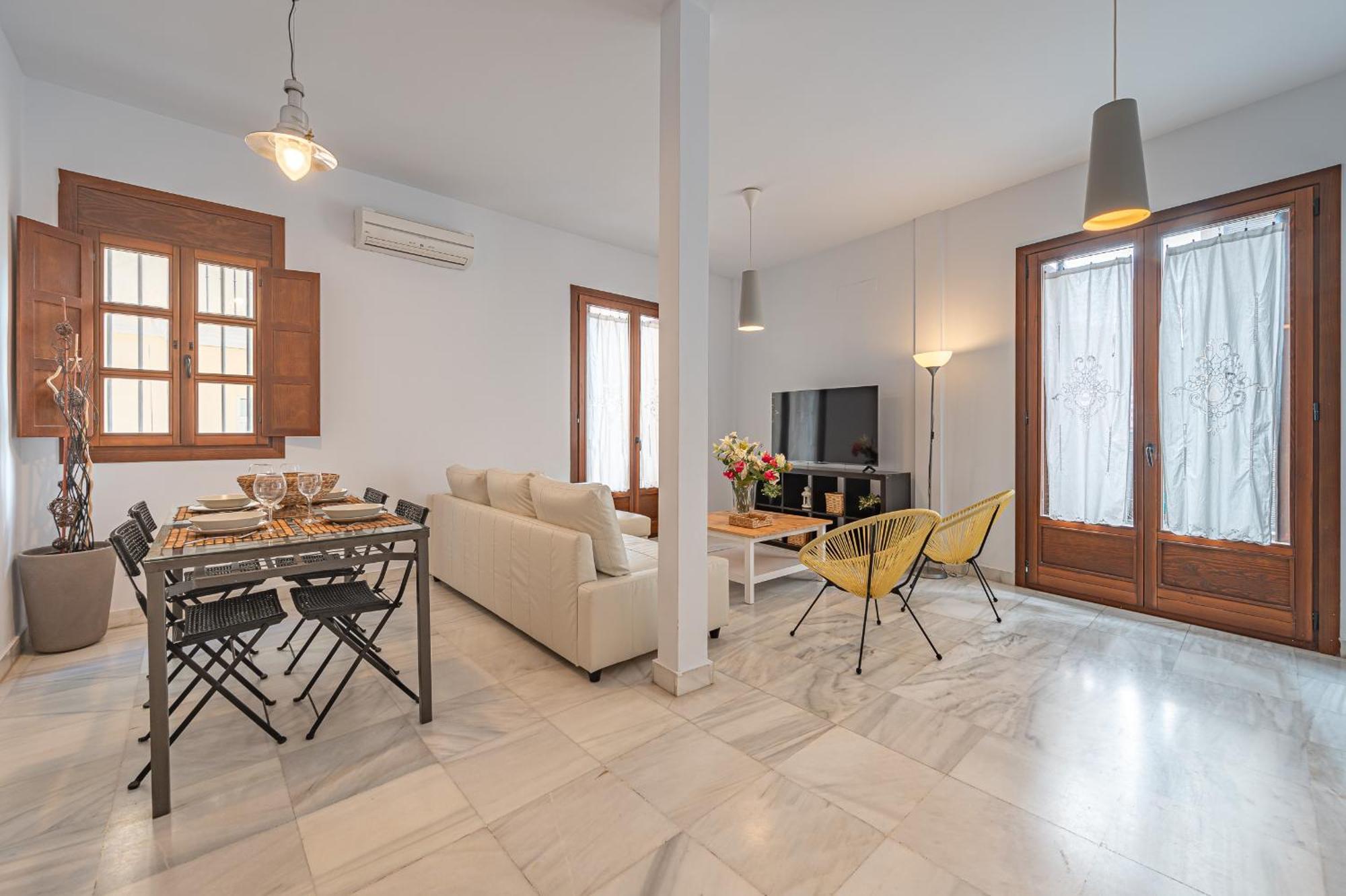 Dona Elvira Carreteria Málaga Exterior foto